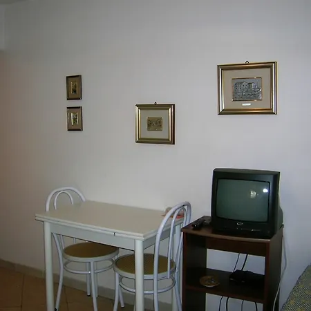 With One Bedroom In Marina Di Cardedu, With Wonderful Sea Vi Apartment Cardedu