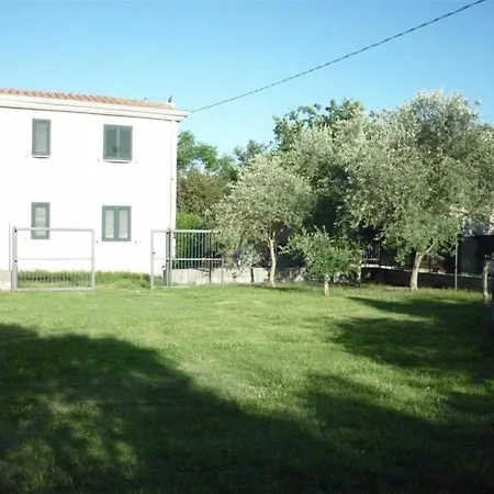 With One Bedroom In Marina Di Cardedu, With Wonderful Sea Vi Apartment *